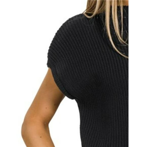 ✨NWT Zenana Mock Neck Short‎ Sleeve Sweater - Picture 3 of 3